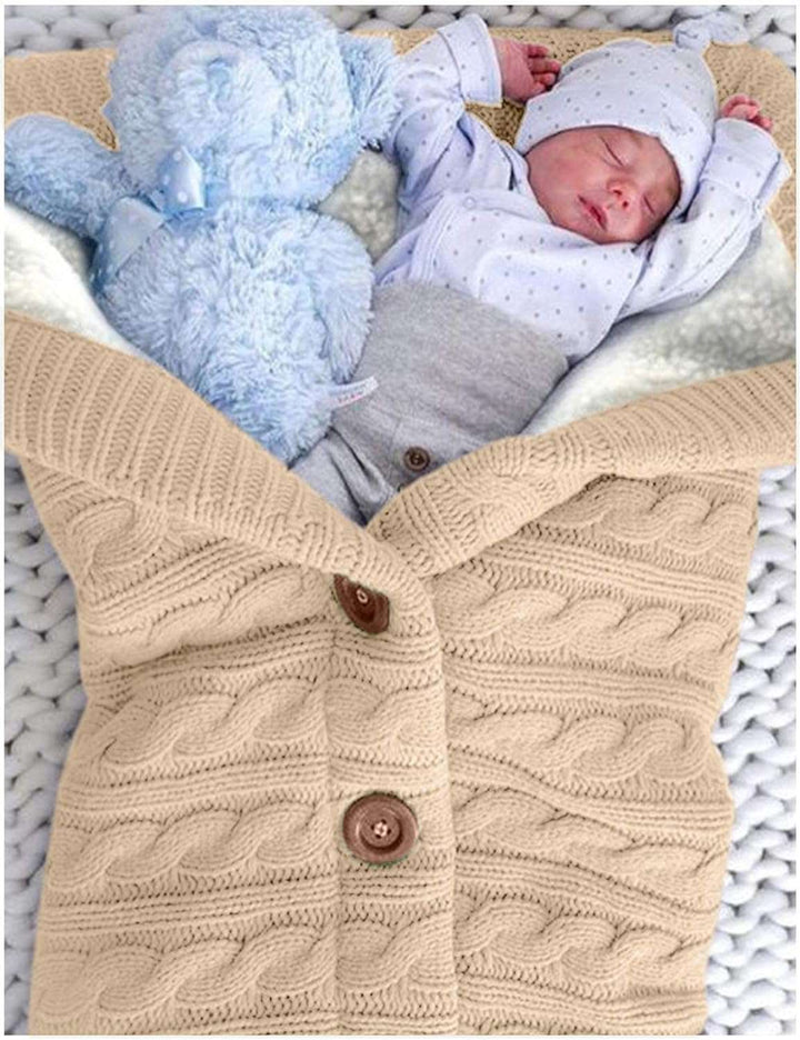 Gestrickter Baby-Schlafsack mit Sherpa-Innenfutter