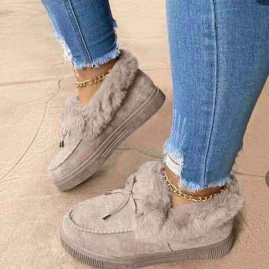 Damenboots im kuscheligen Felldesign